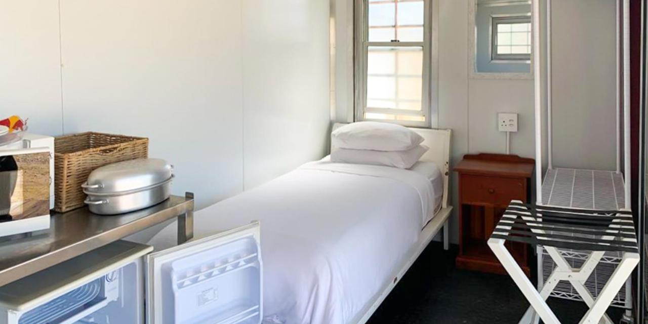 Kite Basecamp Langebaan Hostel Exterior photo